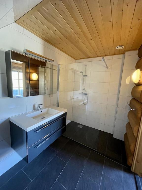 Unieke Houten Villa Met Sauna In Twente - 5P Den Ham 외부 사진